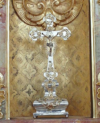 Altarkreuz in St. Leonhard